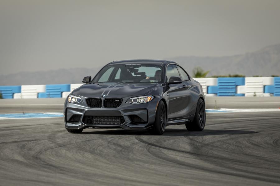  BMW M2 Coupe by Vorsteiner 2017 года  (фото 32 из 40)